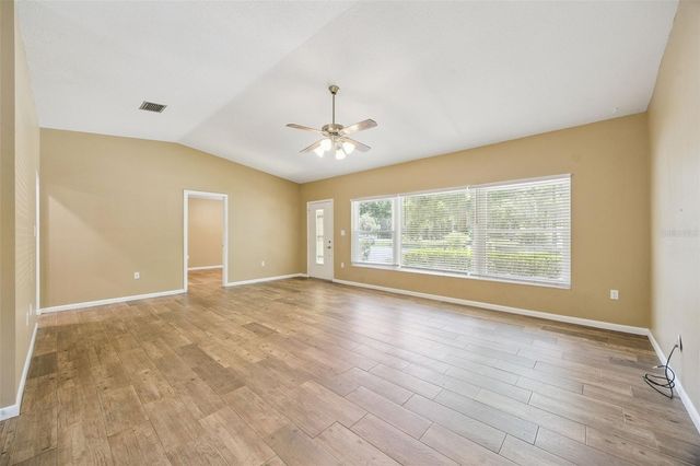 80 WHITCOMB AVENUE, Umatilla, FL 32784