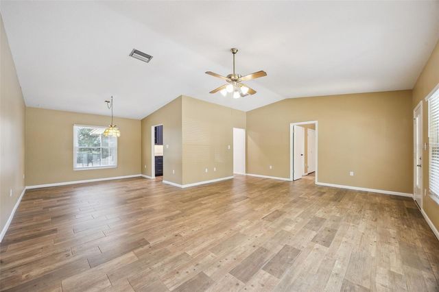 80 WHITCOMB AVENUE, Umatilla, FL 32784