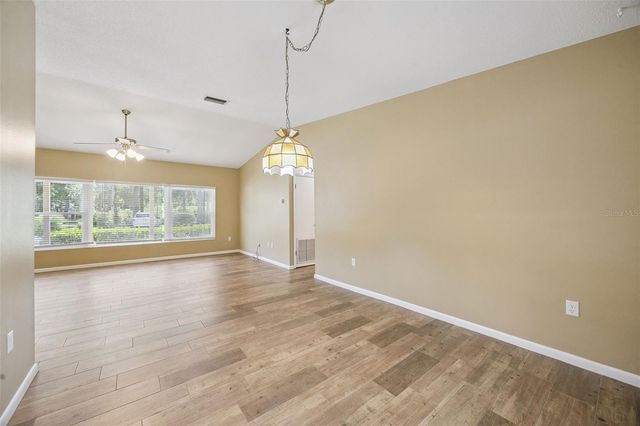 80 WHITCOMB AVENUE, Umatilla, FL 32784