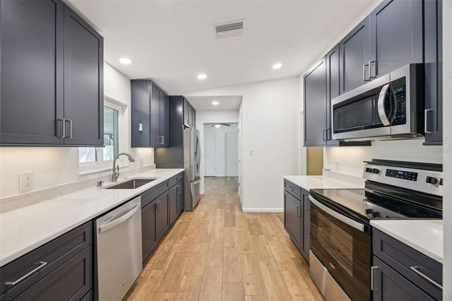 80 WHITCOMB AVENUE, Umatilla, FL 32784