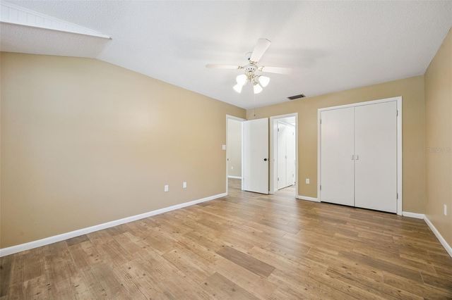 80 WHITCOMB AVENUE, Umatilla, FL 32784