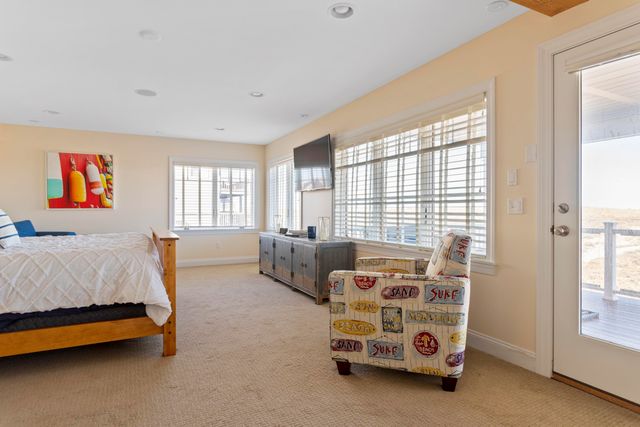 126 Ocean Boulevard, Seabrook, NH 03874