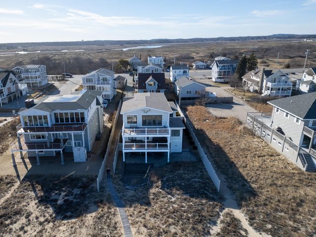 126 Ocean Boulevard, Seabrook, NH 03874