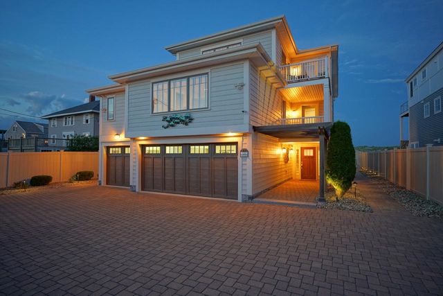 126 Ocean Boulevard, Seabrook, NH 03874