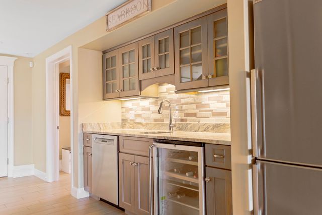 126 Ocean Boulevard, Seabrook, NH 03874