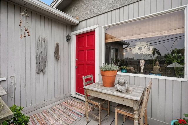 1940 N Ardmore, Manhattan Beach, CA 90266