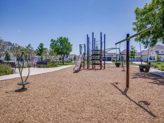 1405 Bonsmara Drive, Northlake, TX 76247