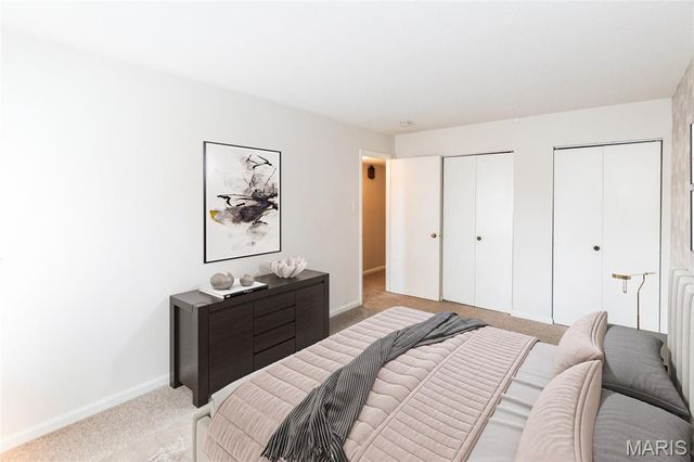 4351 Chateau De Ville Drive C, St Louis, MO 63129