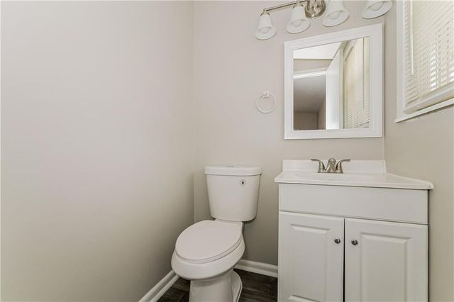 9411 Farley Avenue, Kansas City, MO 64138