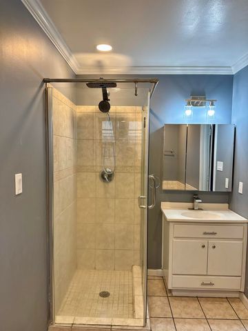 5923 Davis Drive, Pine Bluff, AR 71603