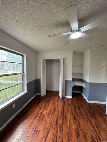 5923 Davis Drive, Pine Bluff, AR 71603