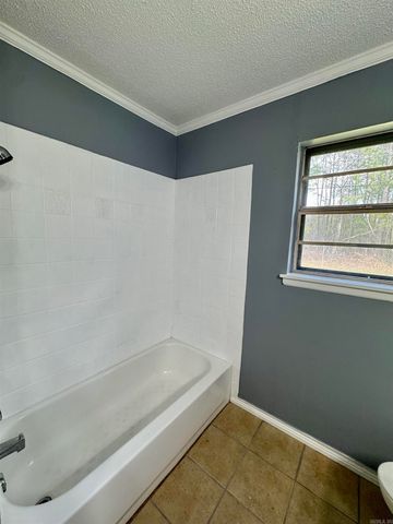 5923 Davis Drive, Pine Bluff, AR 71603