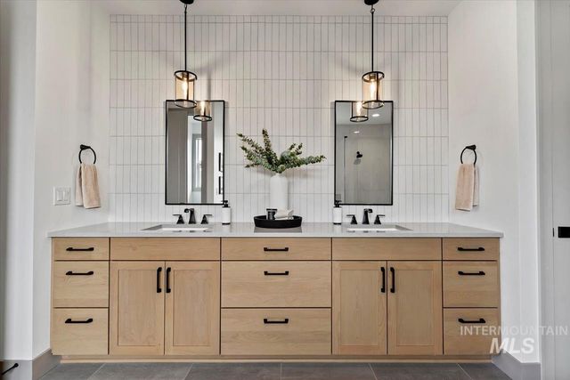 6426 W Danes Dr. Shasta XXL, Eagle, ID 83616