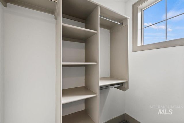 6426 W Danes Dr. Shasta XXL, Eagle, ID 83616