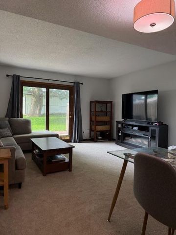 154 21st Street NW, Owatonna, MN 55060