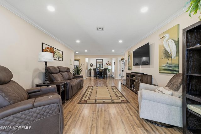 297a Yardley Drive, Monroe, NJ 08831