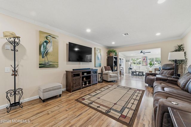 297a Yardley Drive, Monroe, NJ 08831