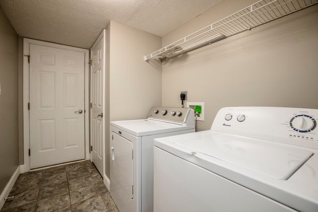 1181 Oatlands Park, Lexington, KY 40509