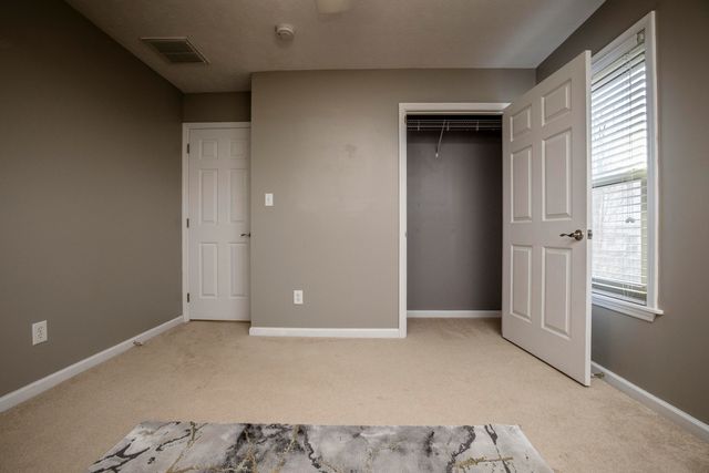 1181 Oatlands Park, Lexington, KY 40509