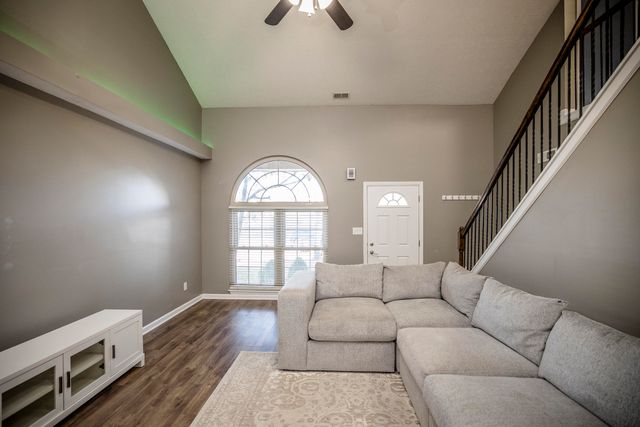 1181 Oatlands Park, Lexington, KY 40509