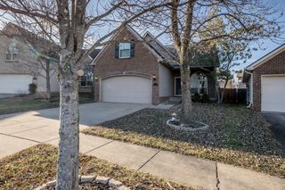 1181 Oatlands Park, Lexington, KY 40509