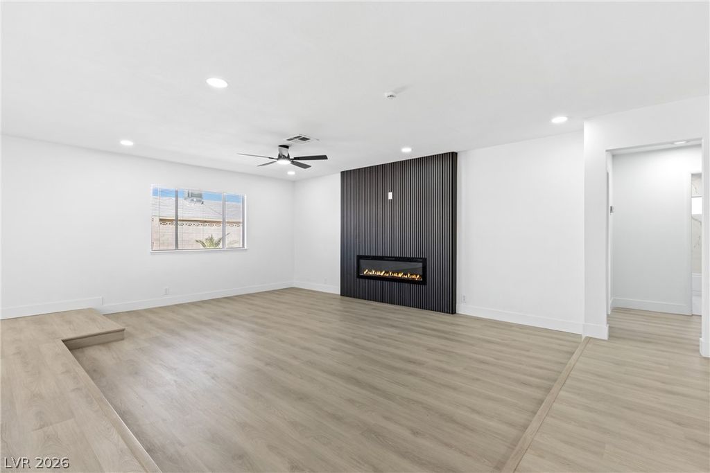 1712 Rockcrest Drive, Las Vegas, NV 89108 — photo 2