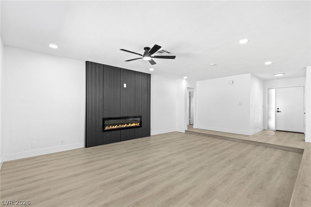 1712 Rockcrest Drive, Las Vegas, NV 89108 — photo 4