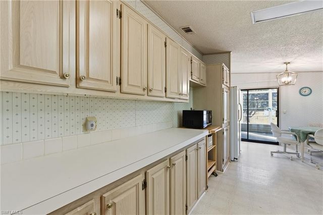 11250 Stringfellow RD, Bokeelia, FL 33922