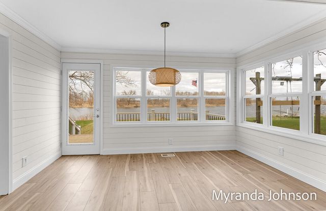 14661 Mercury Drive, Grand Haven, MI 49417