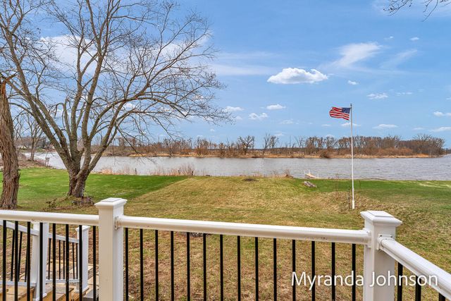 14661 Mercury Drive, Grand Haven, MI 49417