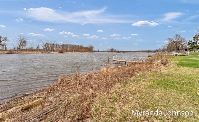 14661 Mercury Drive, Grand Haven, MI 49417