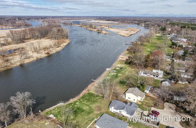 14661 Mercury Drive, Grand Haven, MI 49417