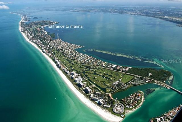 2600 HARBOURSIDE DRIVE B-13, Longboat Key, FL 34228
