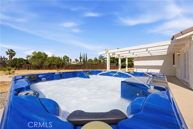 15110 Wavecrest Drive, Lake Elsinore, CA 92530