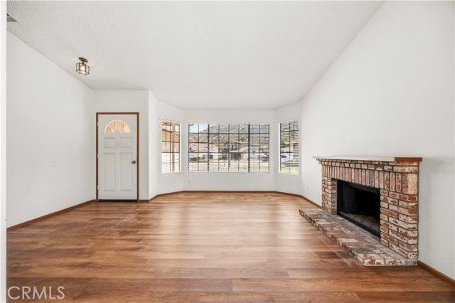 15110 Wavecrest Drive, Lake Elsinore, CA 92530