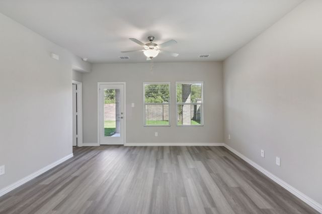 951 Dayflower Court, Lavon, TX 75166