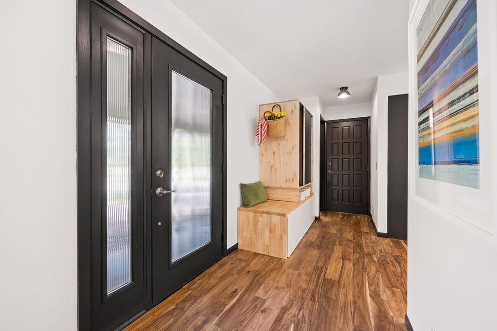 1940 Hunter Lane, Mendota Heights, MN 55118 — photo 4