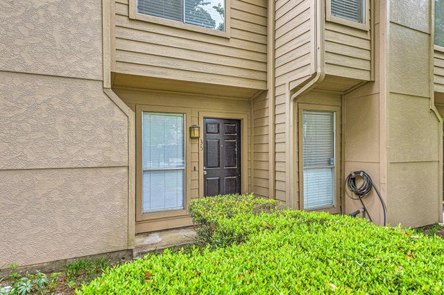 1500 Sandy Springs Unit 35 Road 35, Houston, TX 77042
