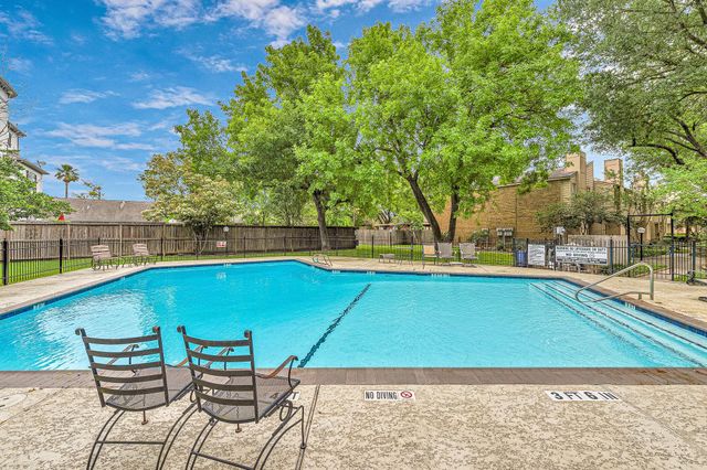 1500 Sandy Springs Unit 35 Road 35, Houston, TX 77042