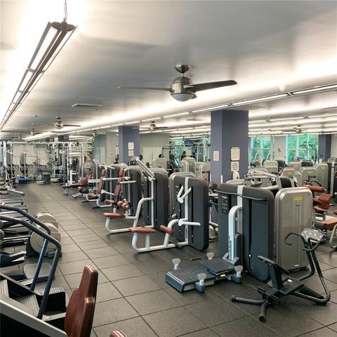 2000 N Bayshore Dr 1006, Miami, FL 33137