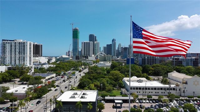 2000 N Bayshore Dr 1006, Miami, FL 33137