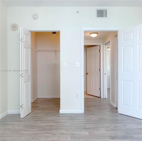 2000 N Bayshore Dr 1006, Miami, FL 33137