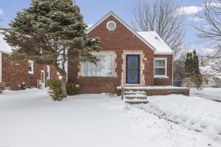 22844 Oakwood Avenue, Eastpointe, MI 48021