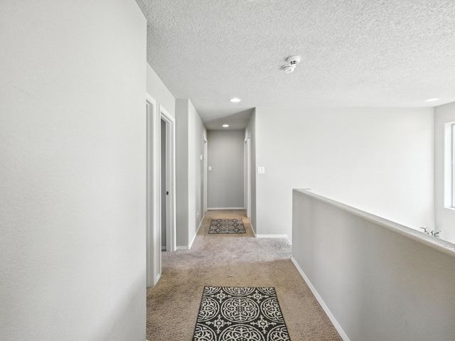 5925 Sandoval Drive NE, Rio Rancho, NM 87144