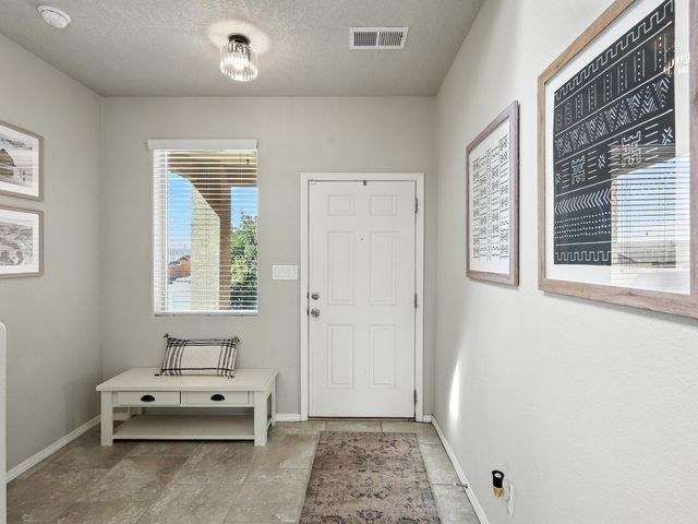 5925 Sandoval Drive NE, Rio Rancho, NM 87144