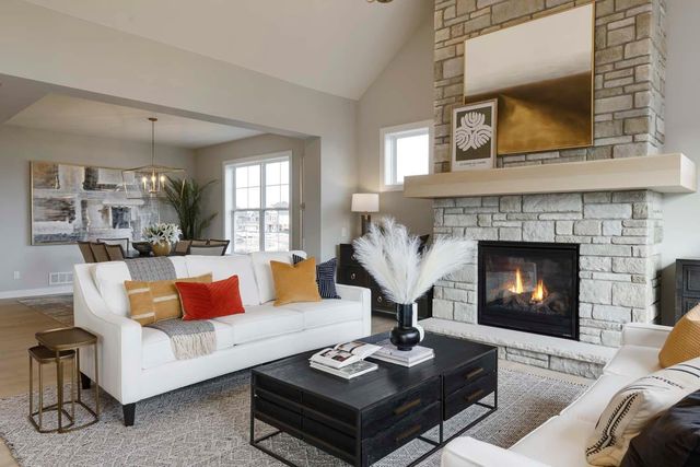 6513 Timber Arch Drive, Chaska, MN 55318