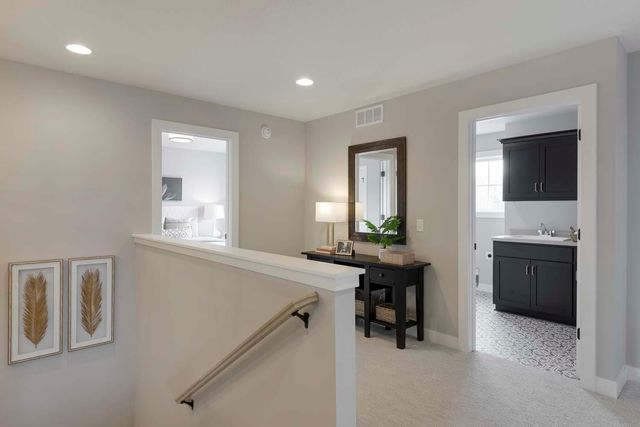 6513 Timber Arch Drive, Chaska, MN 55318