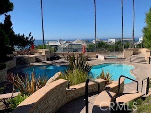 620 The Village 107, Redondo Beach, CA 90277