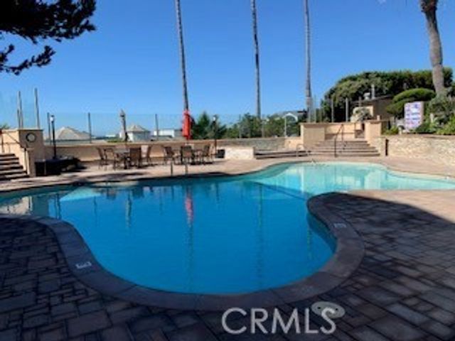 620 The Village 107, Redondo Beach, CA 90277