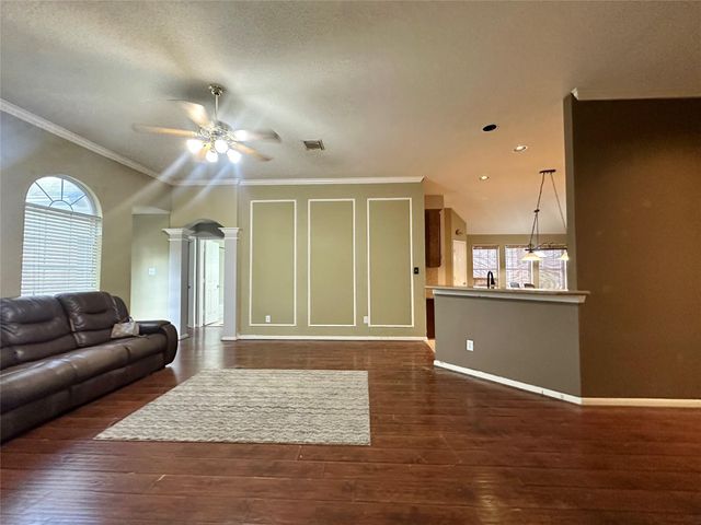 19327 Gallatin Lane, Tomball, TX 77377